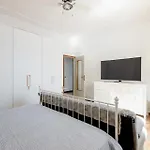 Spaziosa Matrimoniale Nel Centro Di Modena